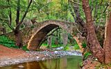 KELEFOS-BRÜCKE, zwischen den Dörfern Agios Nikolaos und Platres im Troodos-Gebirge, Bezirk Limassol ZYPERN